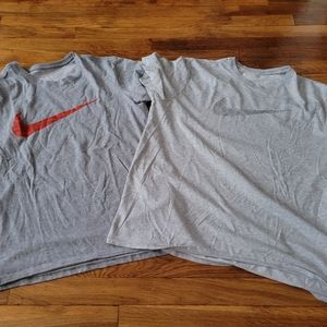 Lot of 2 mens Nike tshirts size XL dri-fit short sleeve
